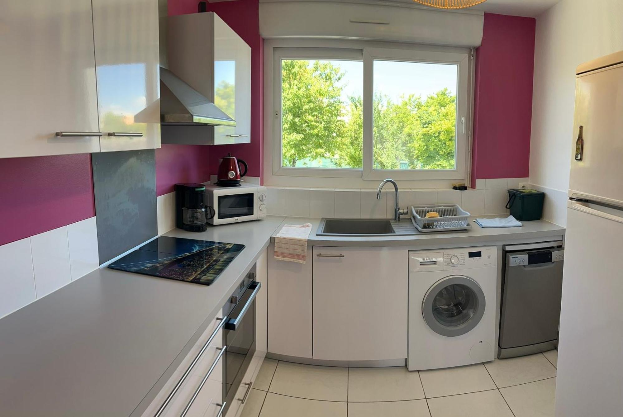 5Min Futuroscope 80M2 - 3 Chambres - Parking Prive - Wifi - Jardin Chasseneuil-du-Poitou Bagian luar foto